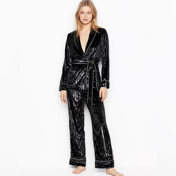 Victoria's Secret Other - Victoria's Secret Velvet Pinstripe Pajama Pants XS